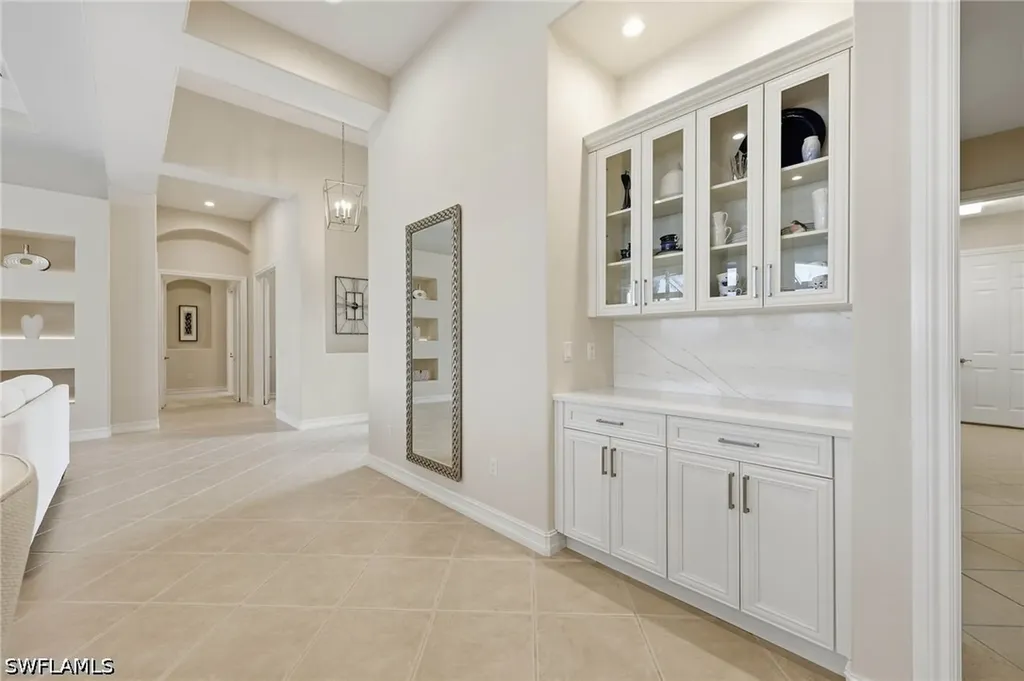 8950 Shenendoah Circle Naples FL 34113