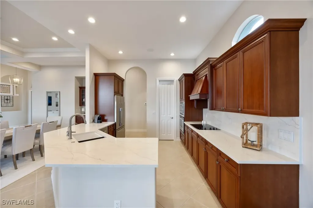 8950 Shenendoah Circle Naples FL 34113