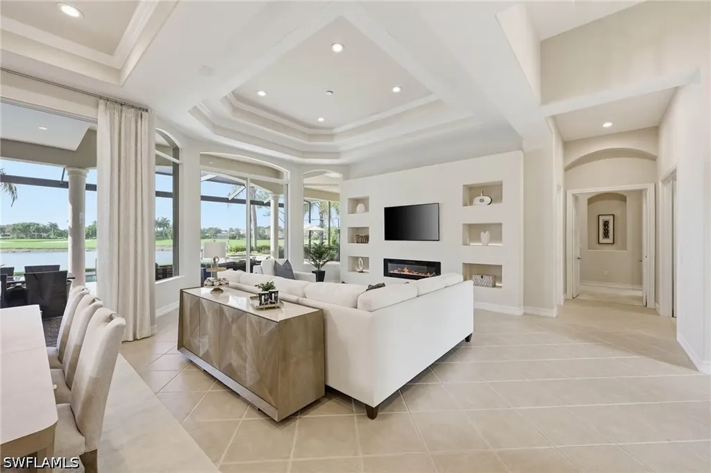 8950 Shenendoah Circle Naples FL 34113