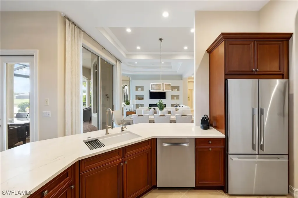 8950 Shenendoah Circle Naples FL 34113