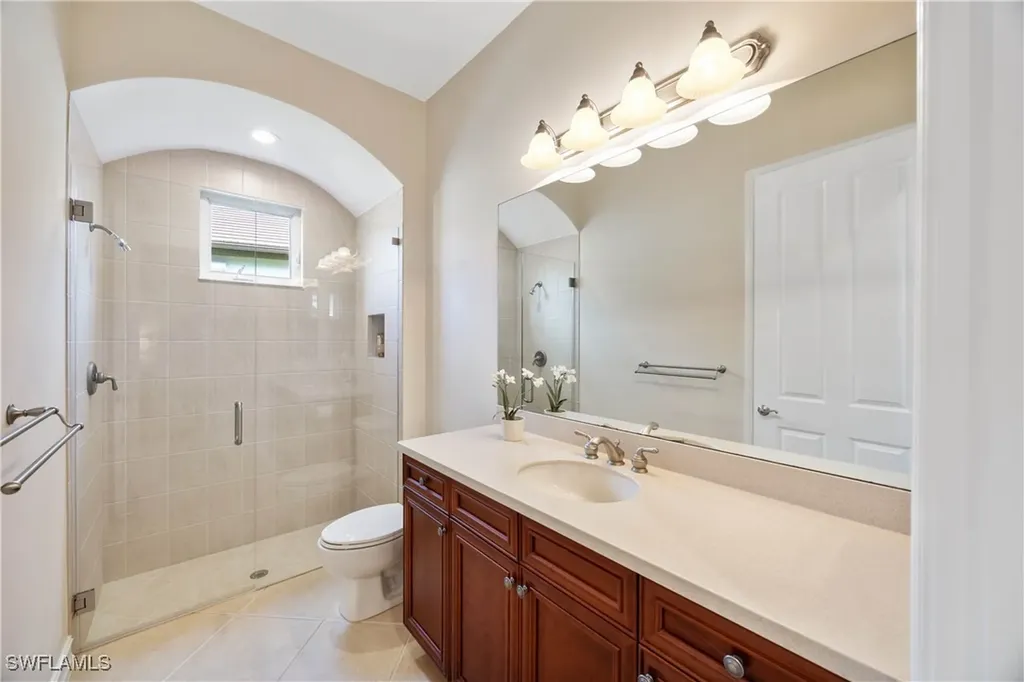 8950 Shenendoah Circle Naples FL 34113