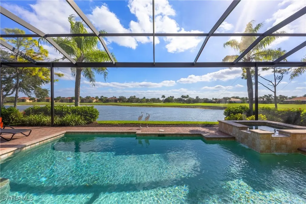 8950 Shenendoah Circle Naples FL 34113