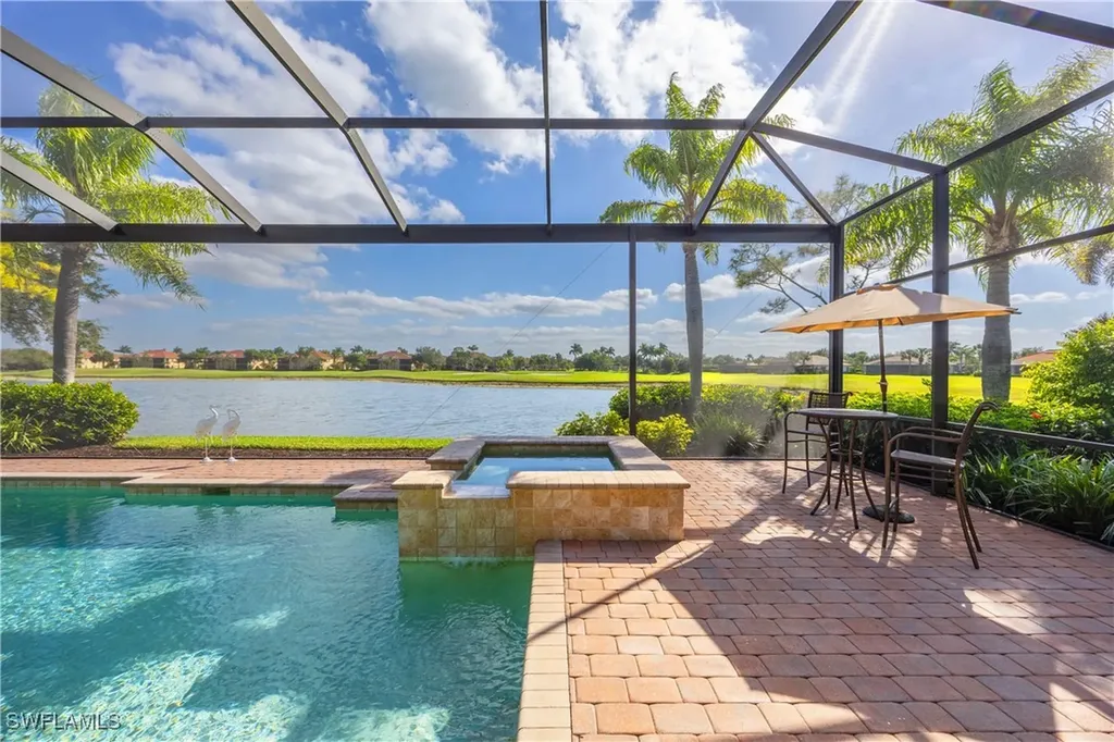 8950 Shenendoah Circle Naples FL 34113