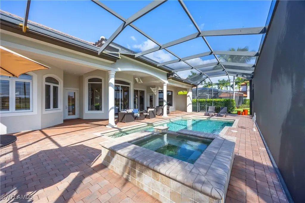 8950 Shenendoah Circle Naples FL 34113