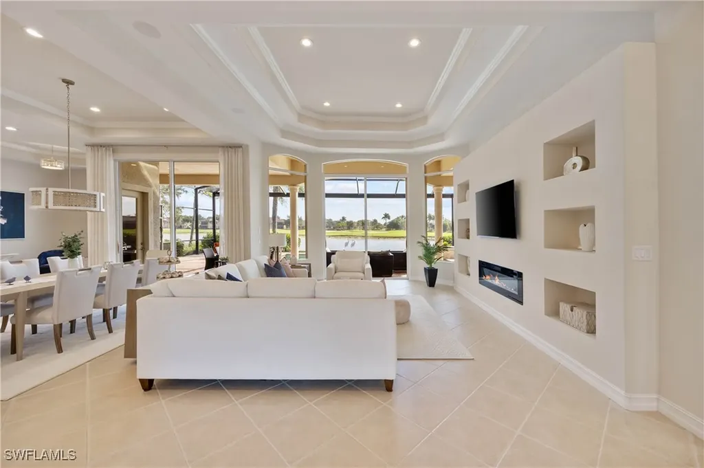 8950 Shenendoah Circle Naples FL 34113