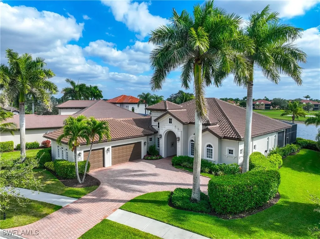 8950 Shenendoah Circle Naples FL 34113