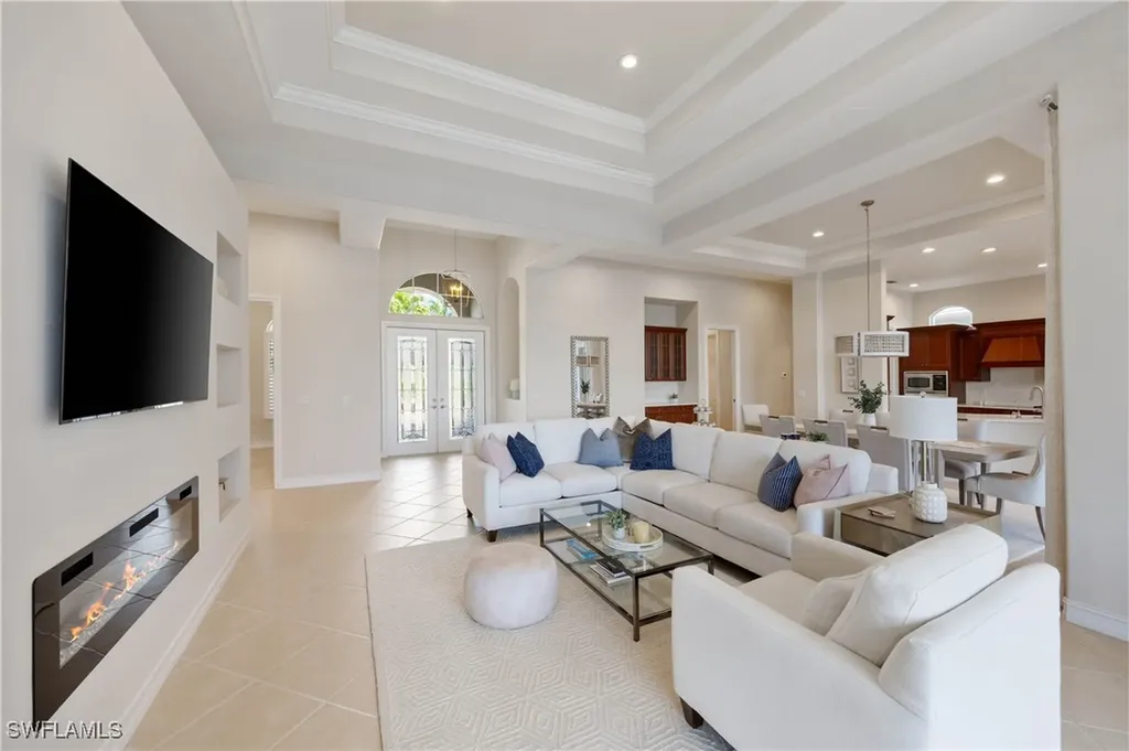 8950 Shenendoah Circle Naples FL 34113