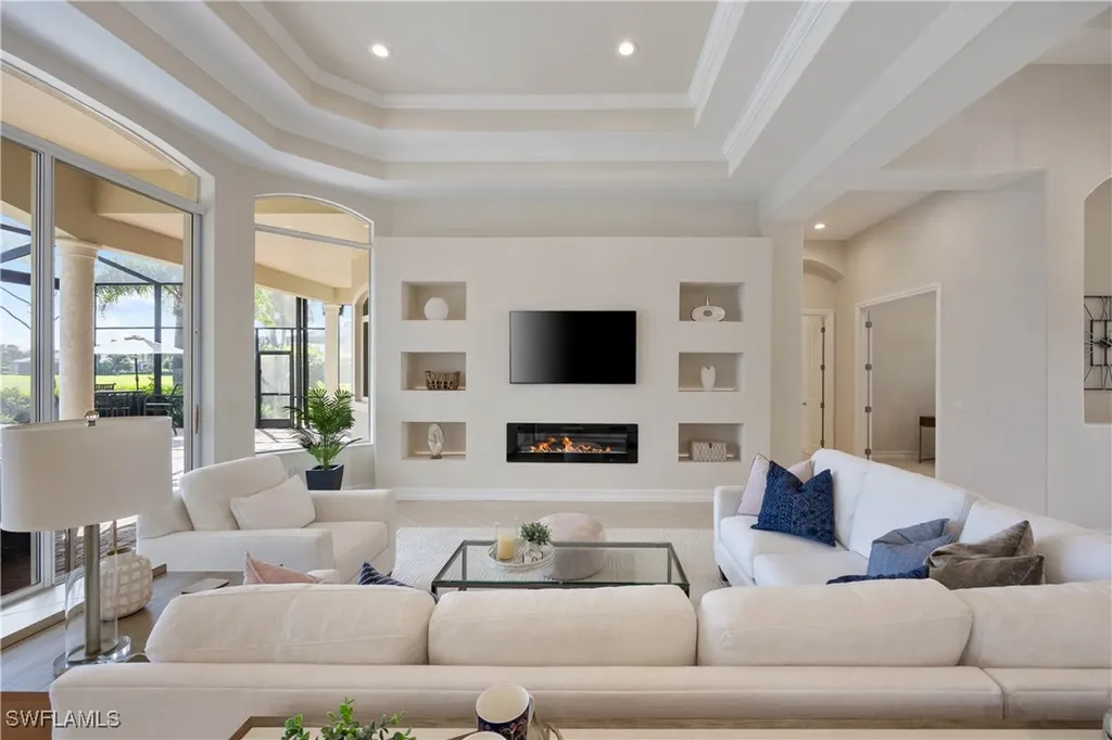 8950 Shenendoah Circle Naples FL 34113