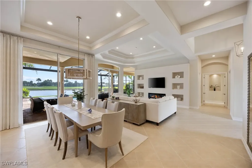 8950 Shenendoah Circle Naples FL 34113