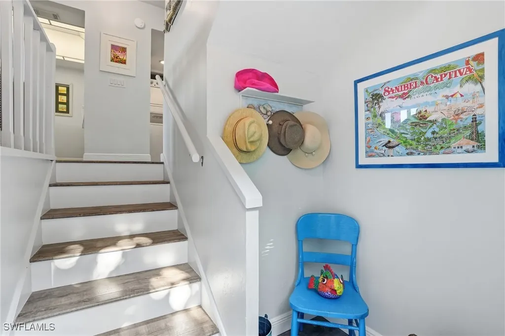 1039 Beach Road Sanibel FL 33957