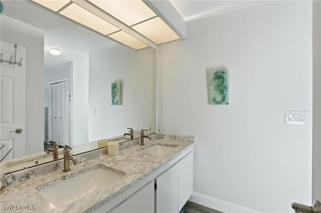 1039 Beach Road Sanibel FL 33957