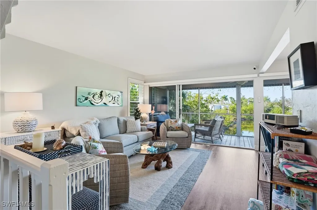 1039 Beach Road Sanibel FL 33957