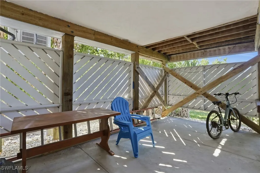 1039 Beach Road Sanibel FL 33957