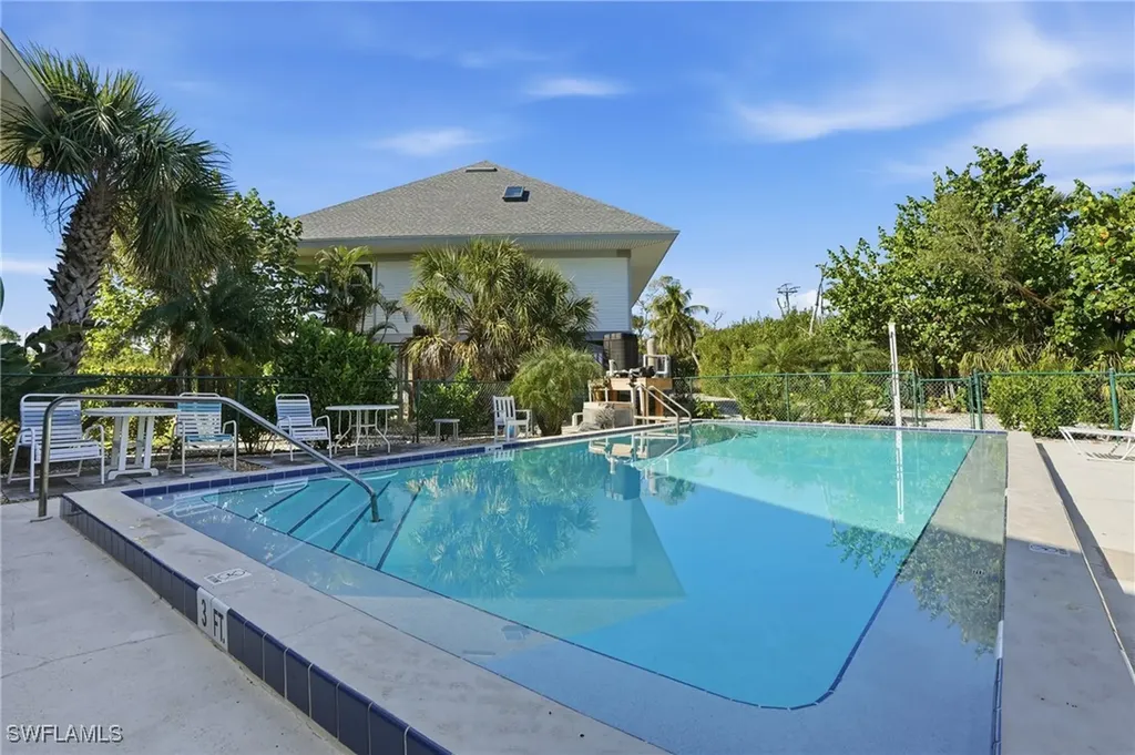 1039 Beach Road Sanibel FL 33957