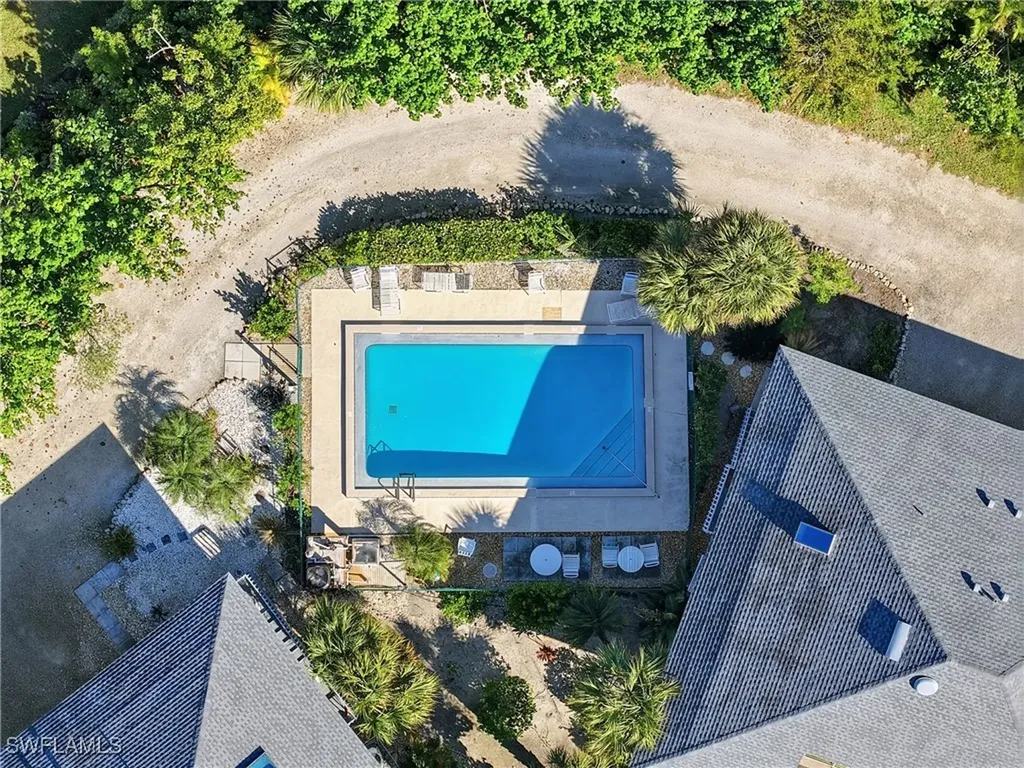 1039 Beach Road Sanibel FL 33957
