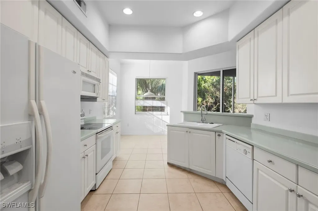 6010 Jonathans Bay Circle Fort Myers FL 33908