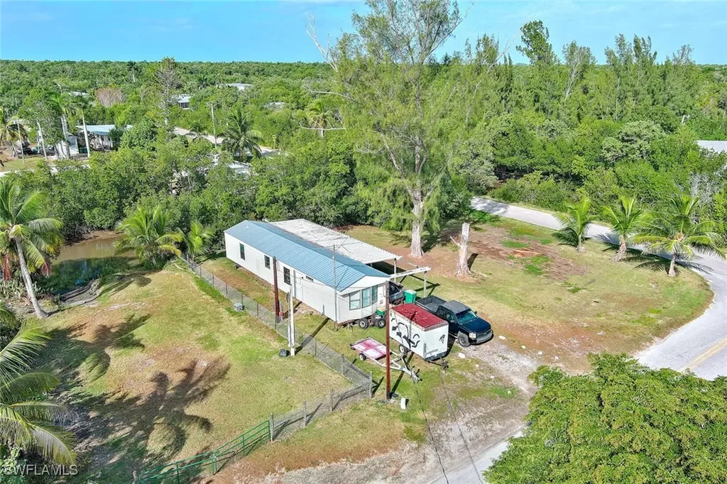 103 Egret Lane Everglades City FL 34139