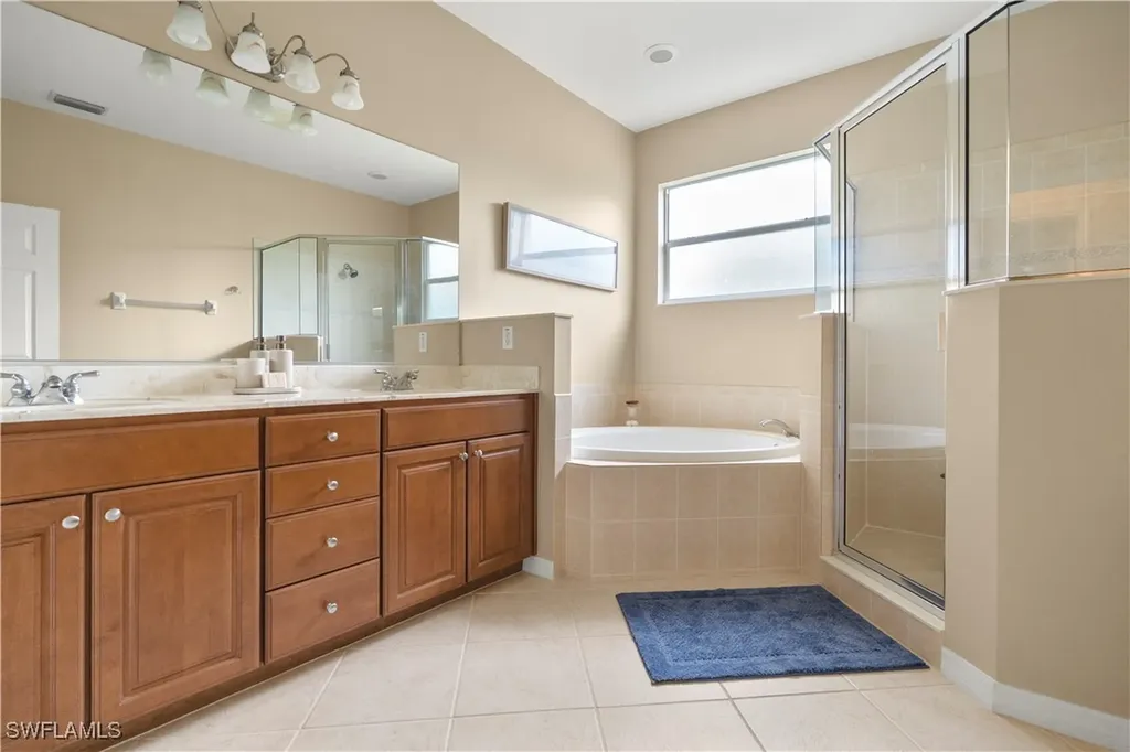 20516 Larino Loop Estero FL 33928