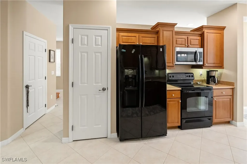 20516 Larino Loop Estero FL 33928