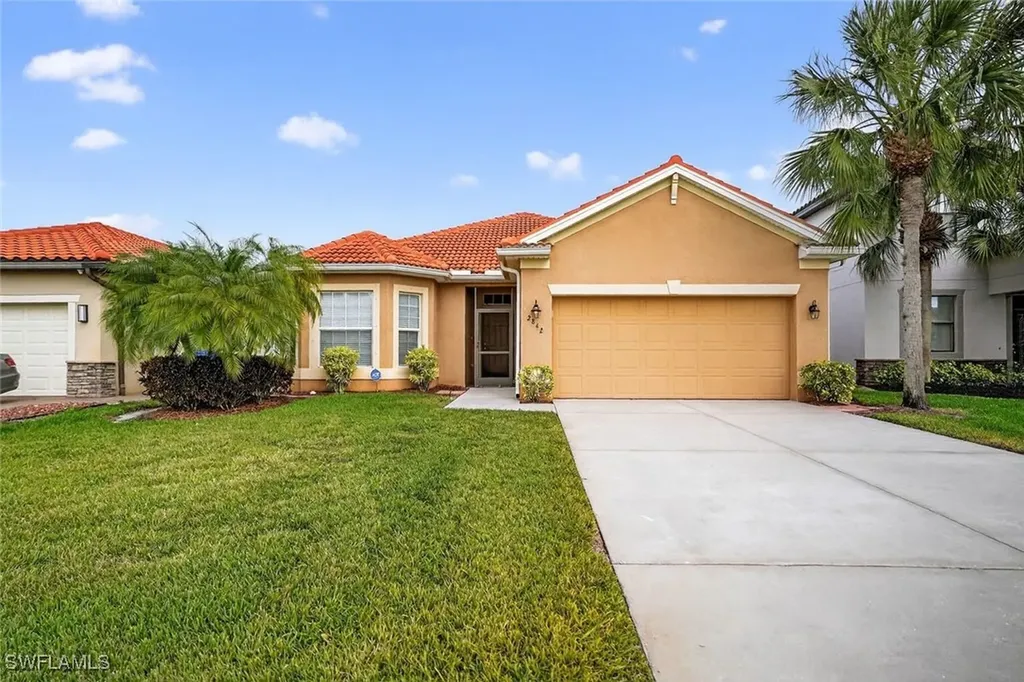 2842 Via Piazza Loop Fort Myers FL 33905
