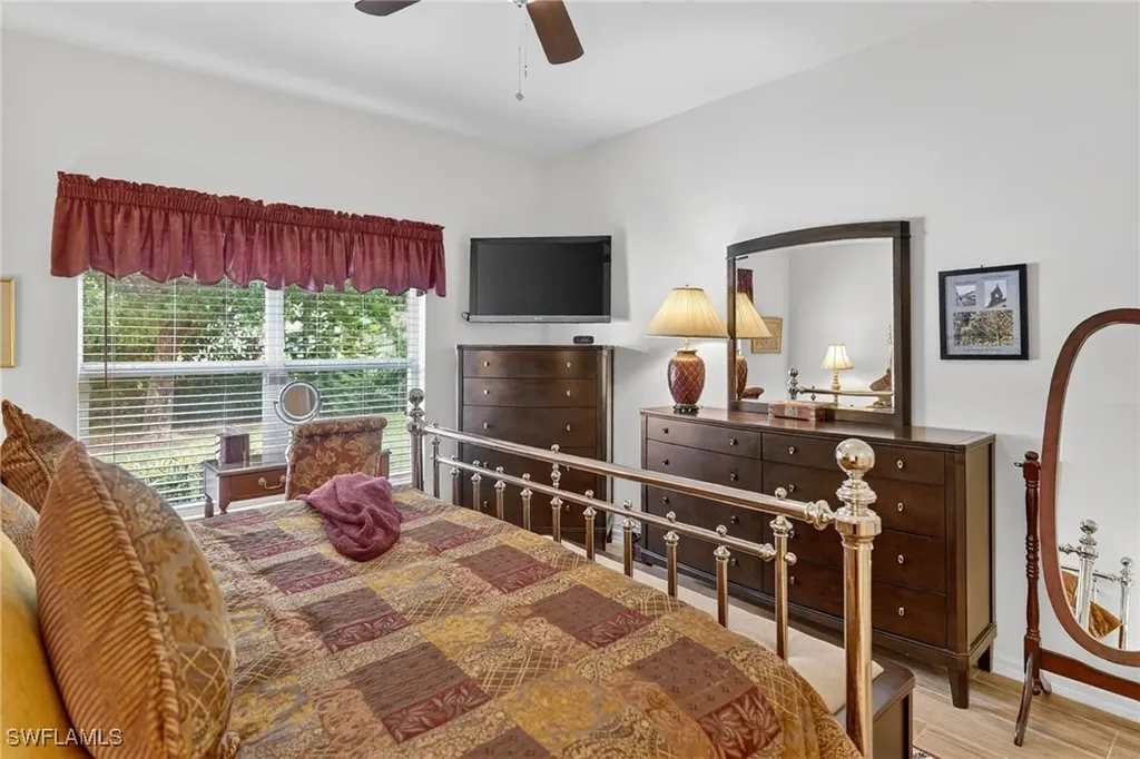 2842 Via Piazza Loop Fort Myers FL 33905