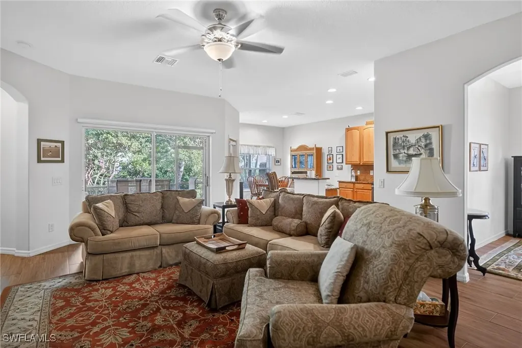 2842 Via Piazza Loop Fort Myers FL 33905