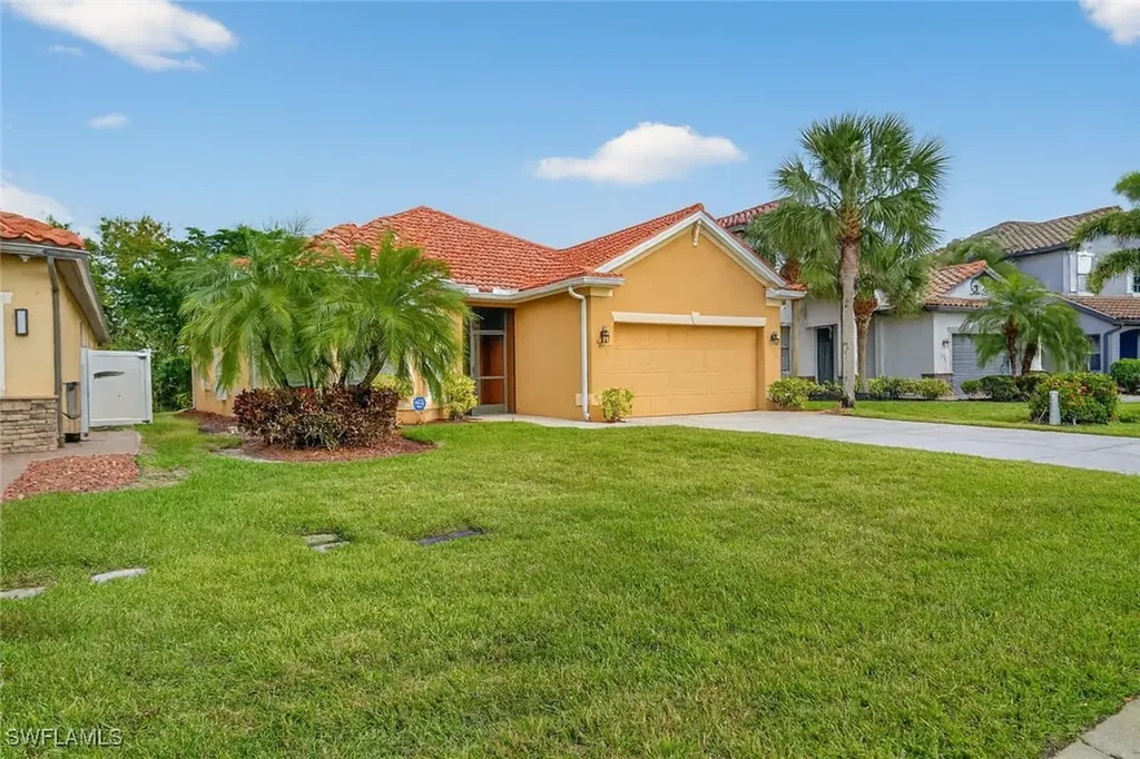 2842 Via Piazza Loop Fort Myers FL 33905