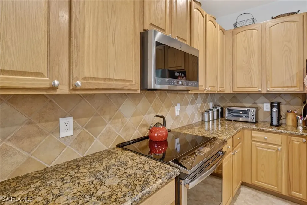 2842 Via Piazza Loop Fort Myers FL 33905
