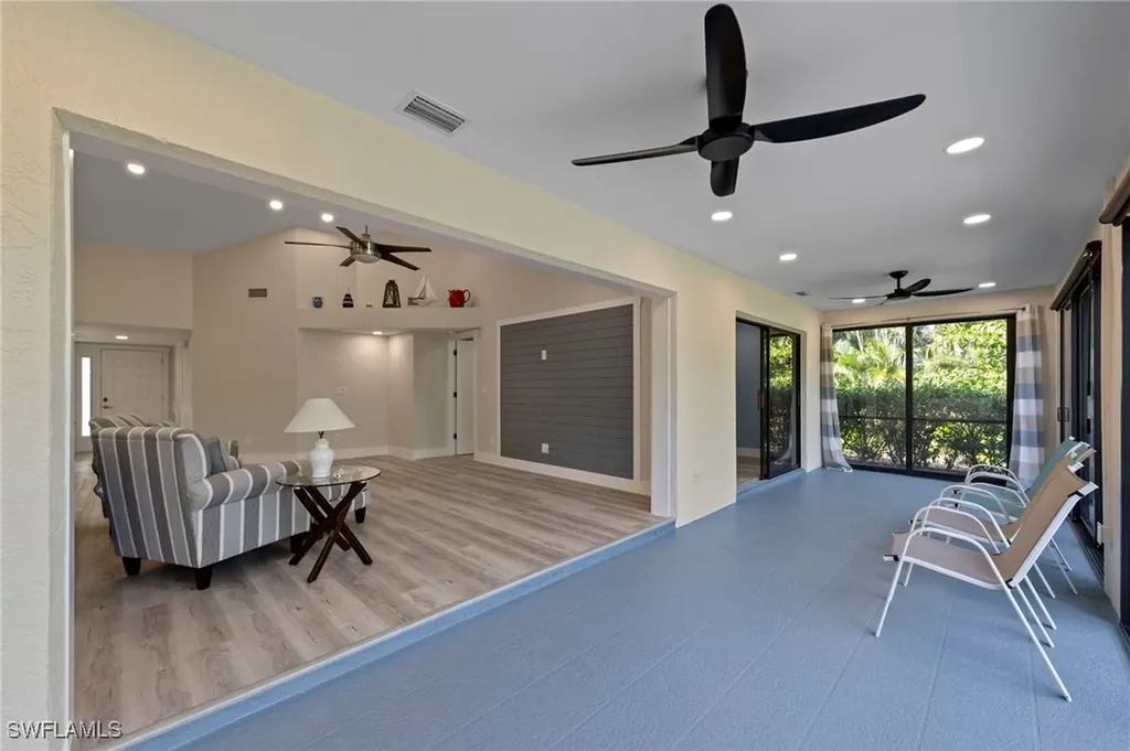6114 Forest Villas Circle Fort Myers FL 33908