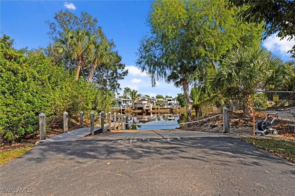6114 Forest Villas Circle Fort Myers FL 33908