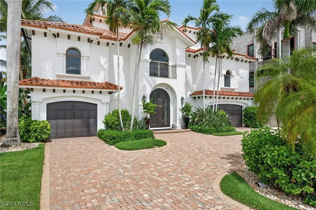 403 Seabee Avenue Naples FL 34108