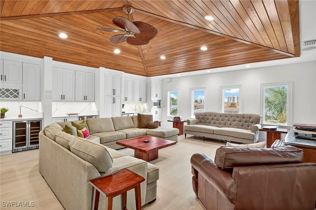 403 Seabee Avenue Naples FL 34108