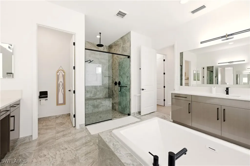 11899 Gardenia Avenue Naples FL 34120