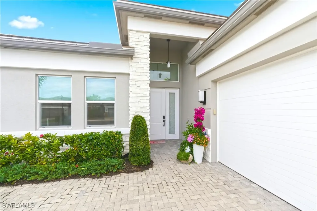 11899 Gardenia Avenue Naples FL 34120