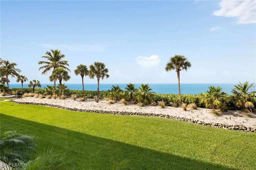10475 Gulf Shore Drive Naples FL 34108