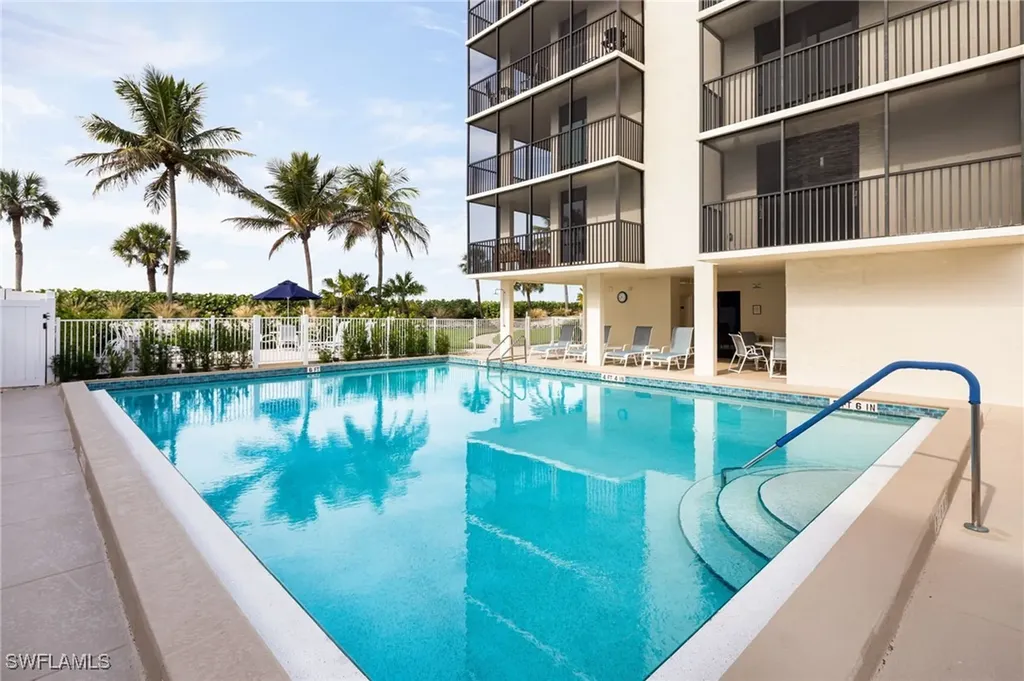 10475 Gulf Shore Drive Naples FL 34108