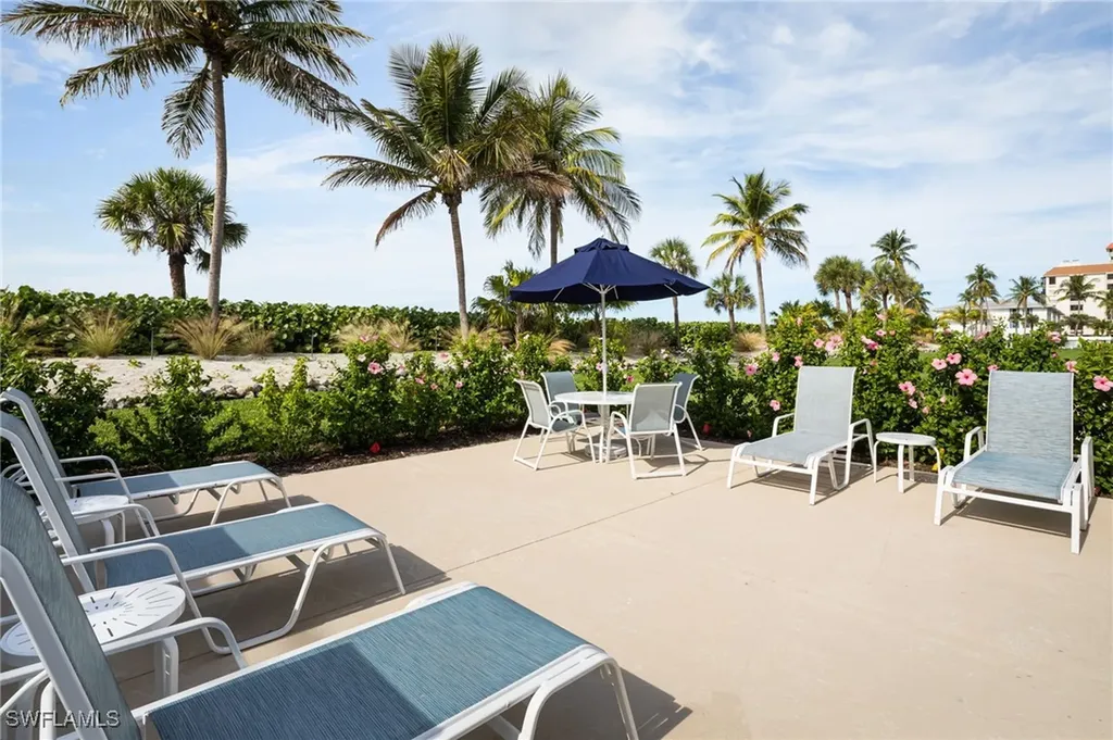 10475 Gulf Shore Drive Naples FL 34108