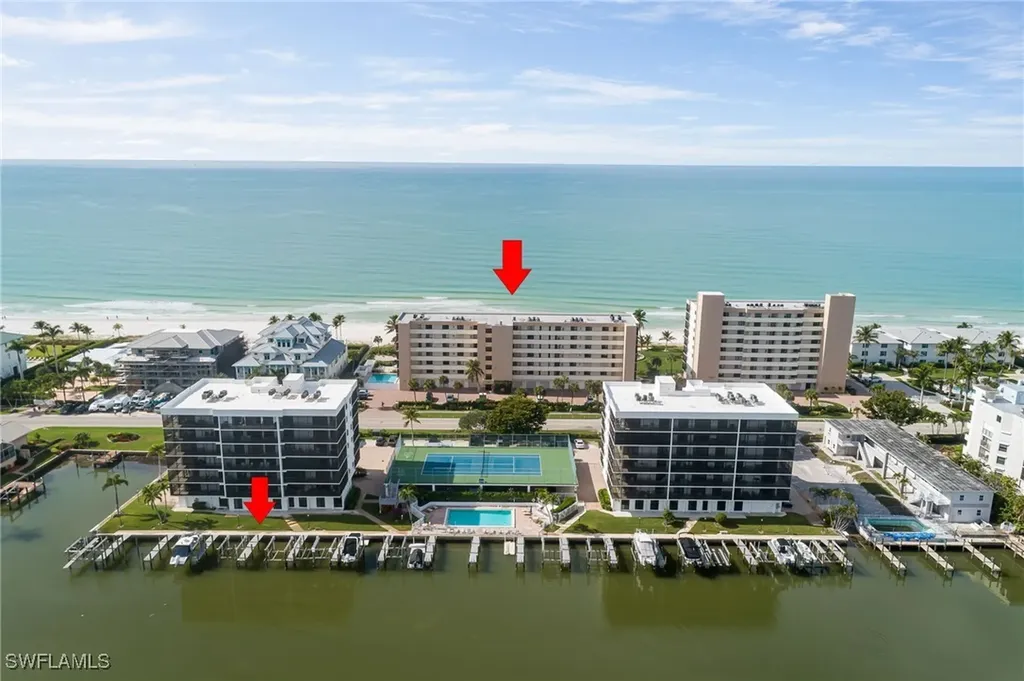 10475 Gulf Shore Drive Naples FL 34108
