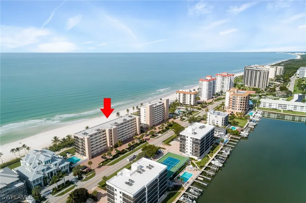 10475 Gulf Shore Drive Naples FL 34108