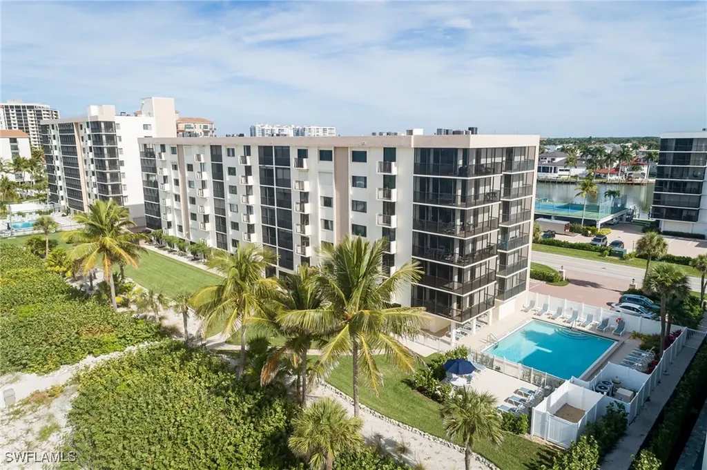 10475 Gulf Shore Drive Naples FL 34108