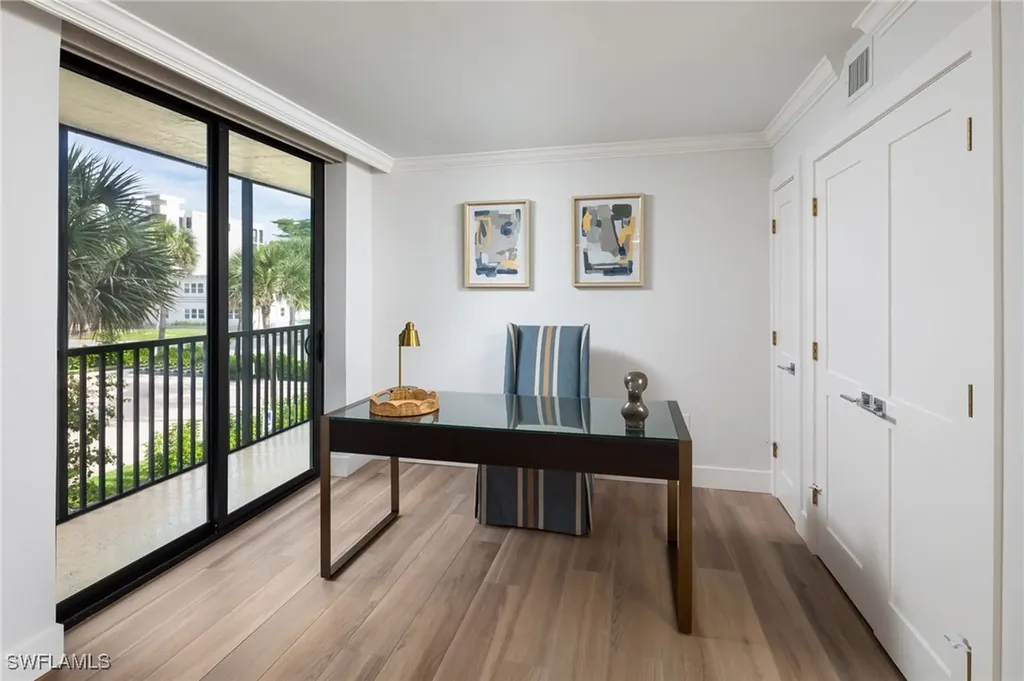 10475 Gulf Shore Drive Naples FL 34108