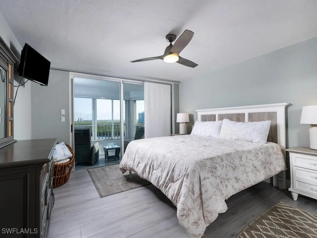 21 Bluebill Avenue Naples FL 34108