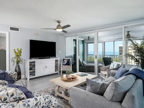 21 Bluebill Avenue Naples FL 34108