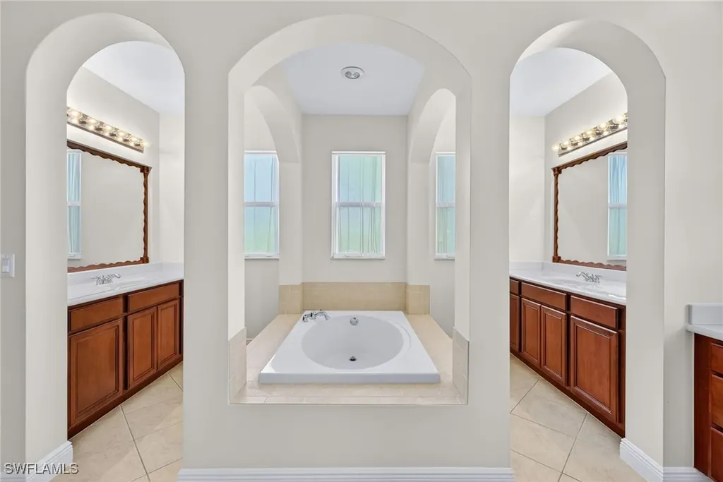 2212 Vardin Place Naples FL 34120