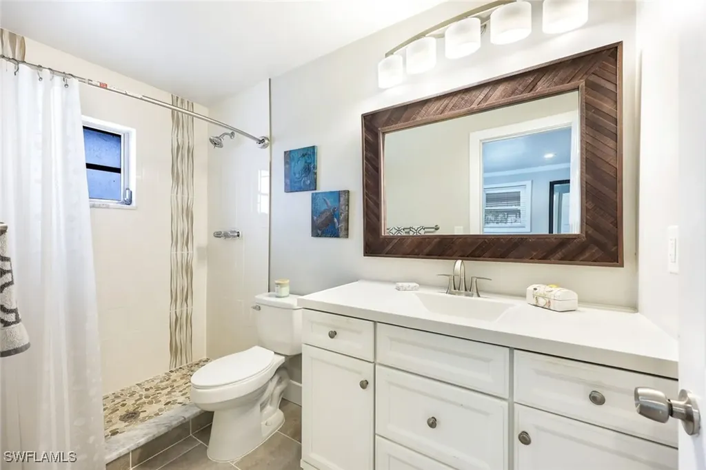 645 101st Avenue N Naples FL 34108