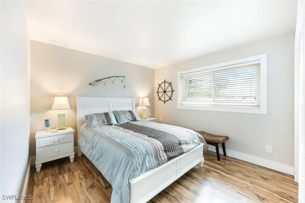 645 101st Avenue N Naples FL 34108