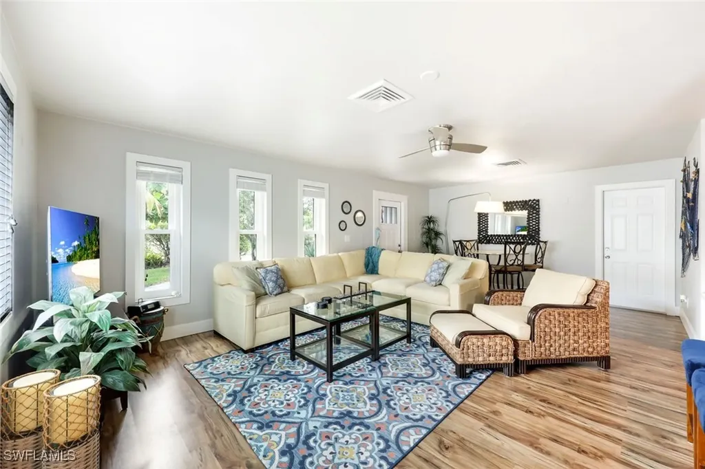 645 101st Avenue N Naples FL 34108
