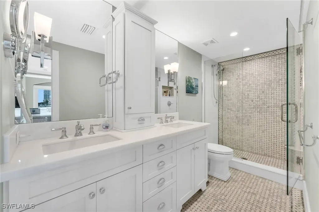 4045 Crayton Road Naples FL 34103