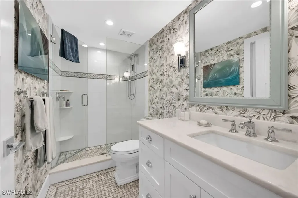 4045 Crayton Road Naples FL 34103