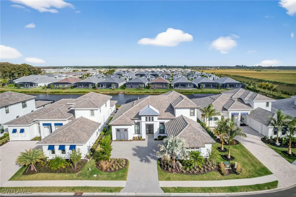 15486 Turin Drive Naples FL 34114
